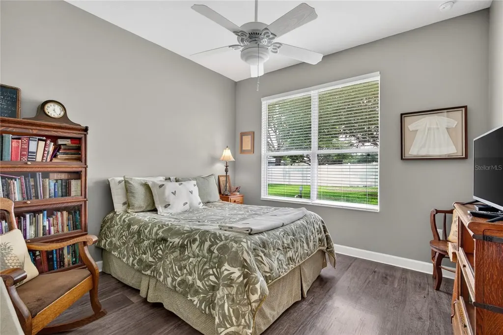 36806 Winfield Court Grand Island FL 32735
