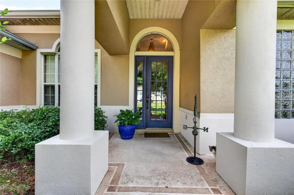 36806 Winfield Court Grand Island FL 32735