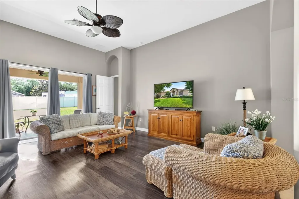 36806 Winfield Court Grand Island FL 32735