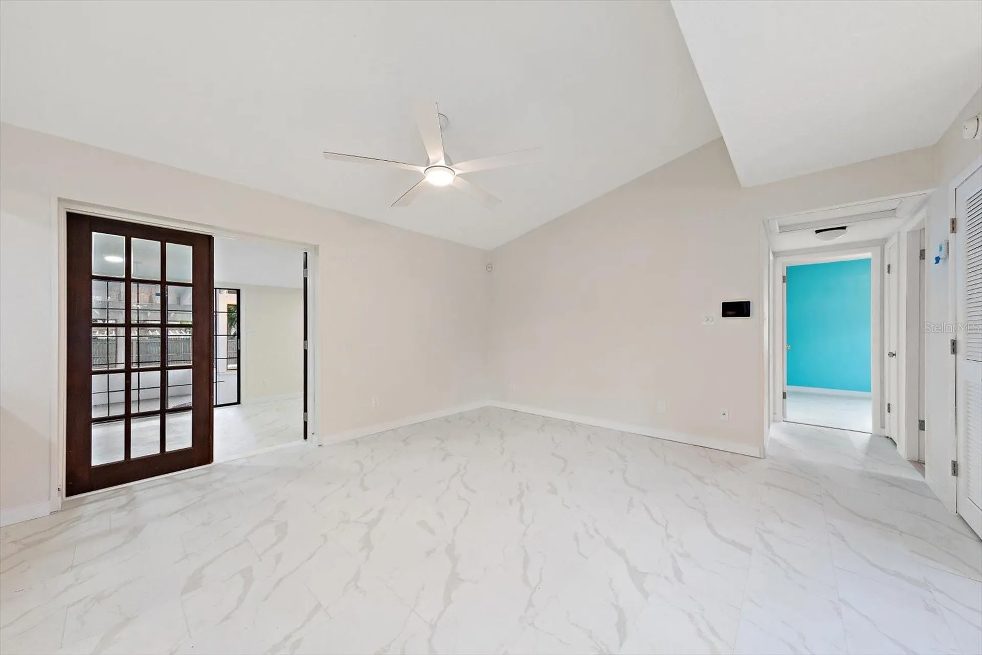 11012 52nd Avenue N St Petersburg FL 33708