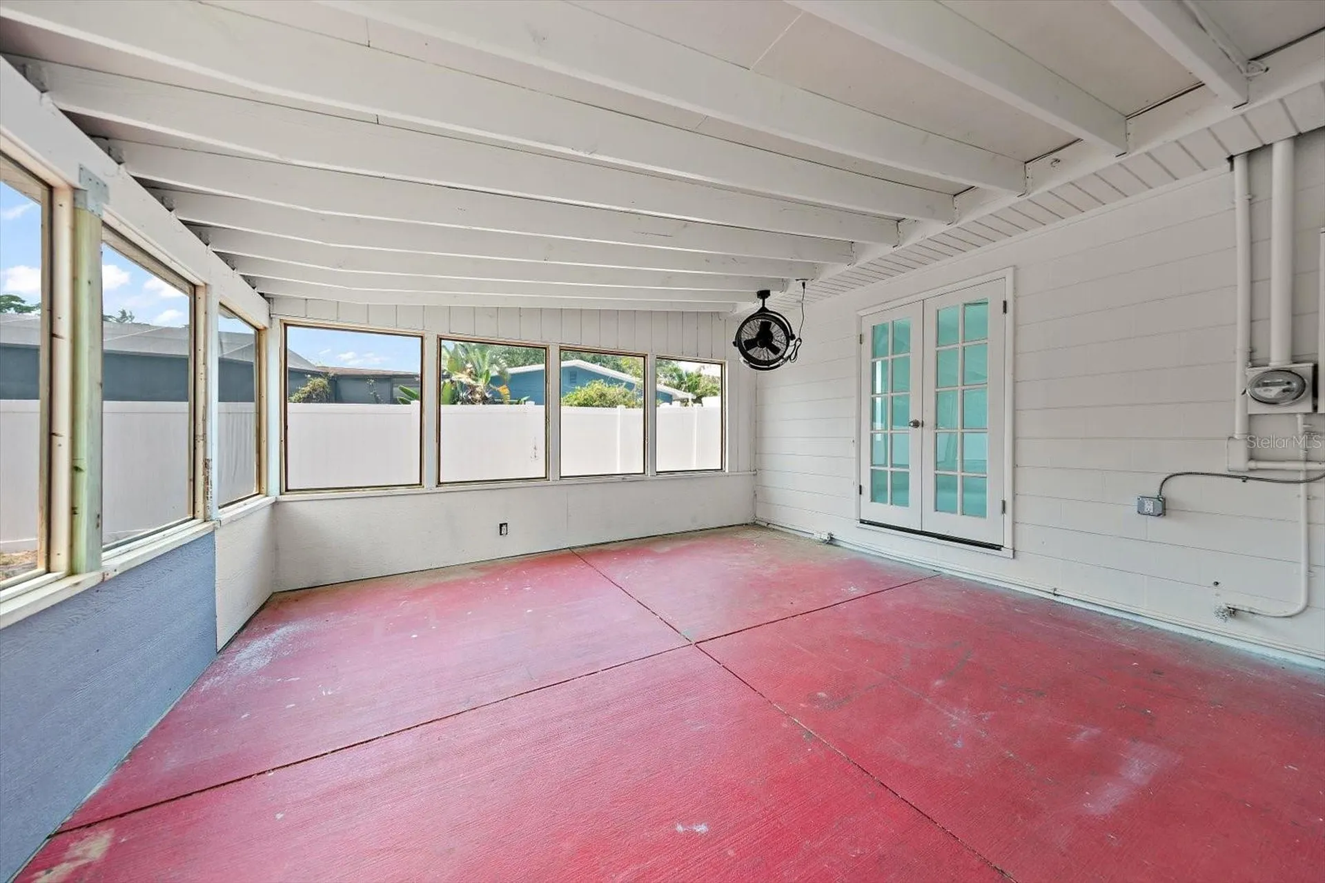 11012 52nd Avenue N St Petersburg FL 33708