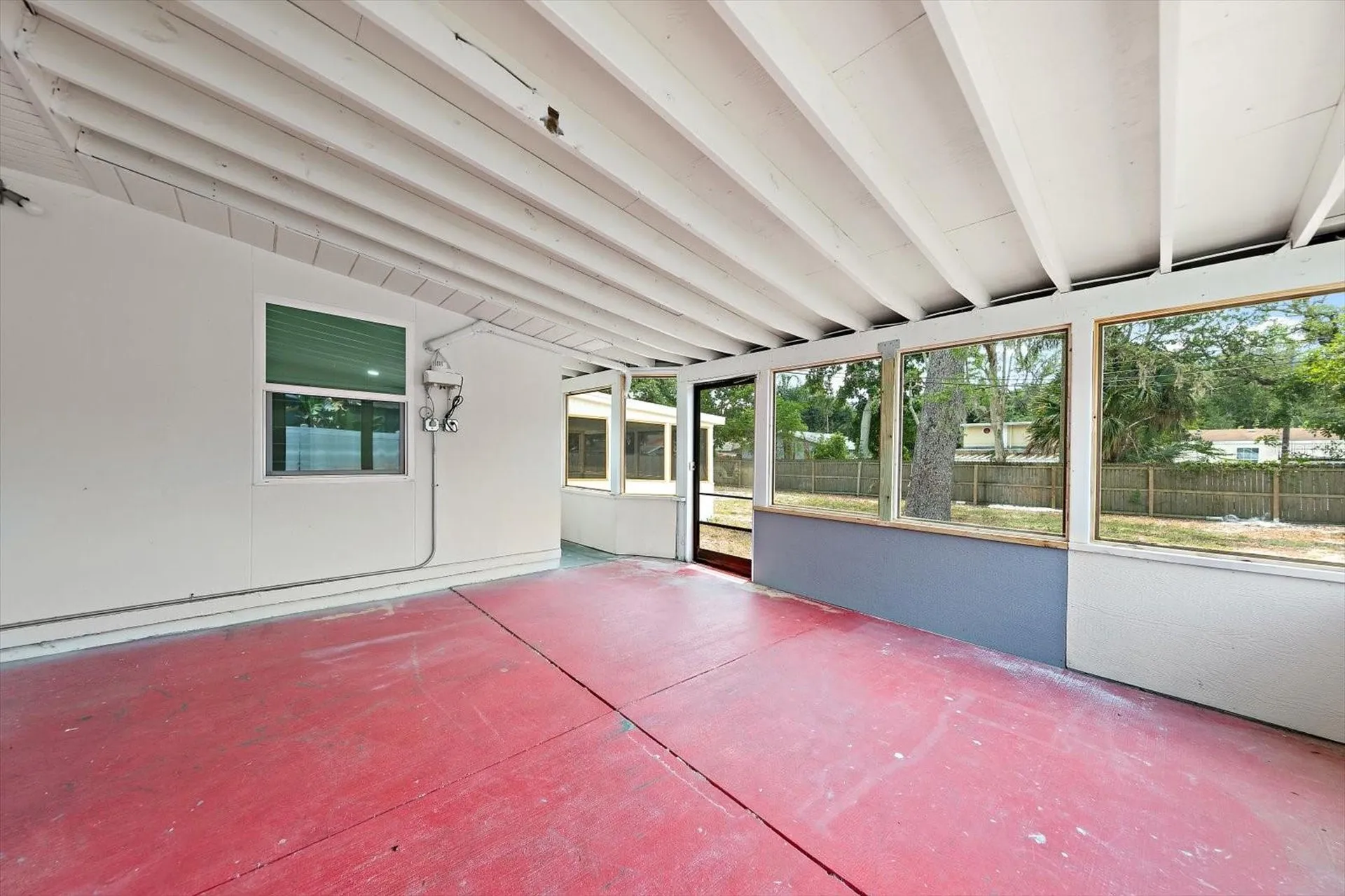 11012 52nd Avenue N St Petersburg FL 33708