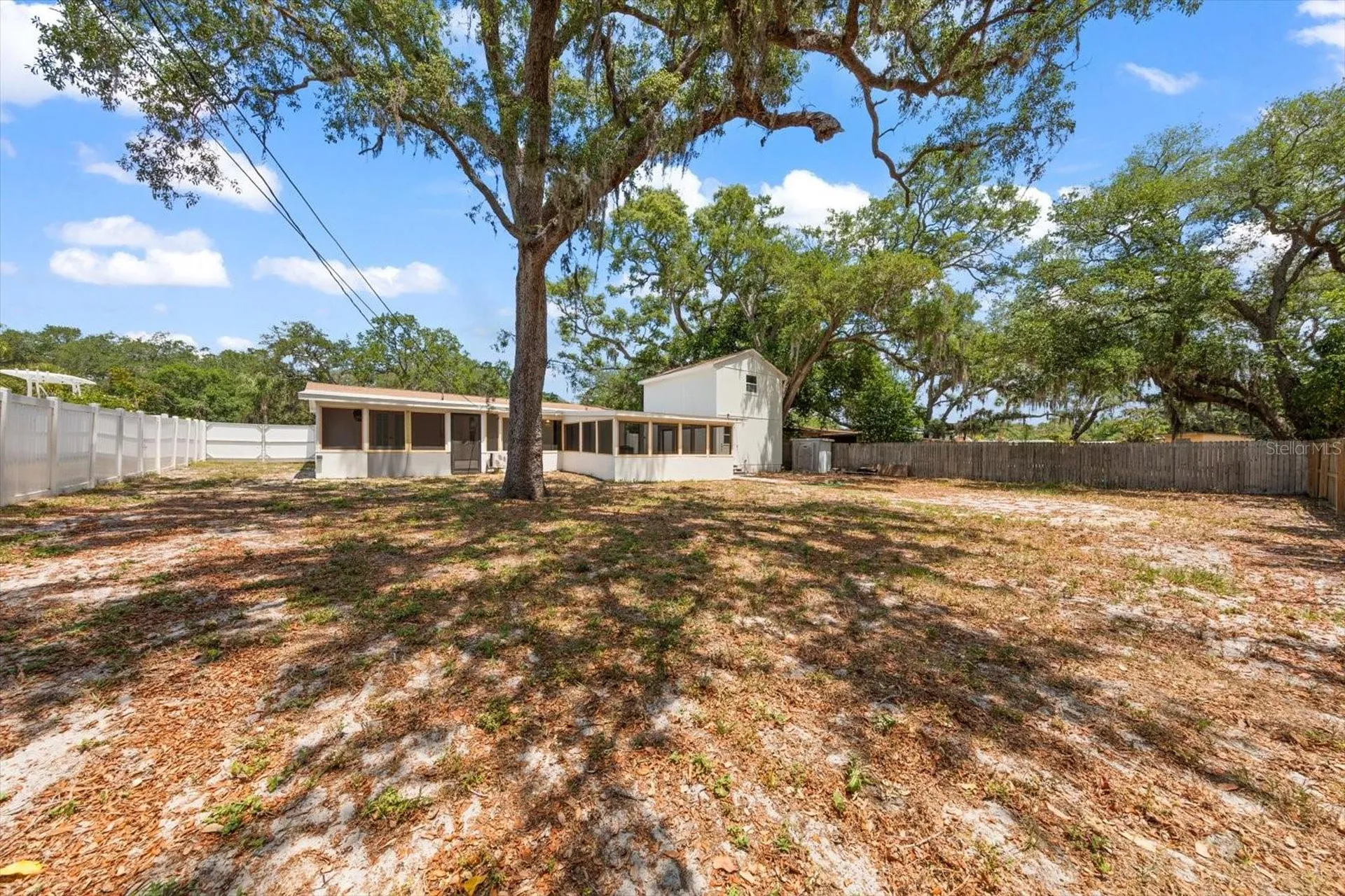 11012 52nd Avenue N St Petersburg FL 33708