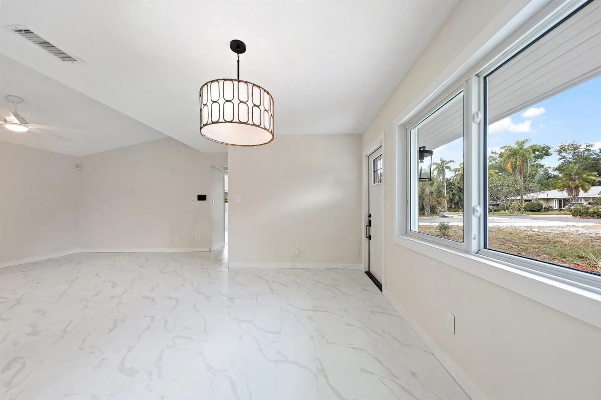11012 52nd Avenue N St Petersburg FL 33708