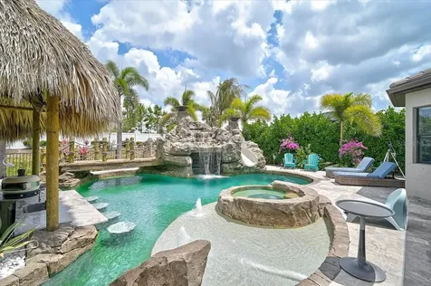 15835 Tradewind Terrace Bradenton FL 34211