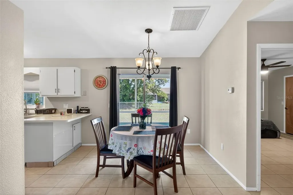 9116 Castlehill Avenue Englewood FL 34224