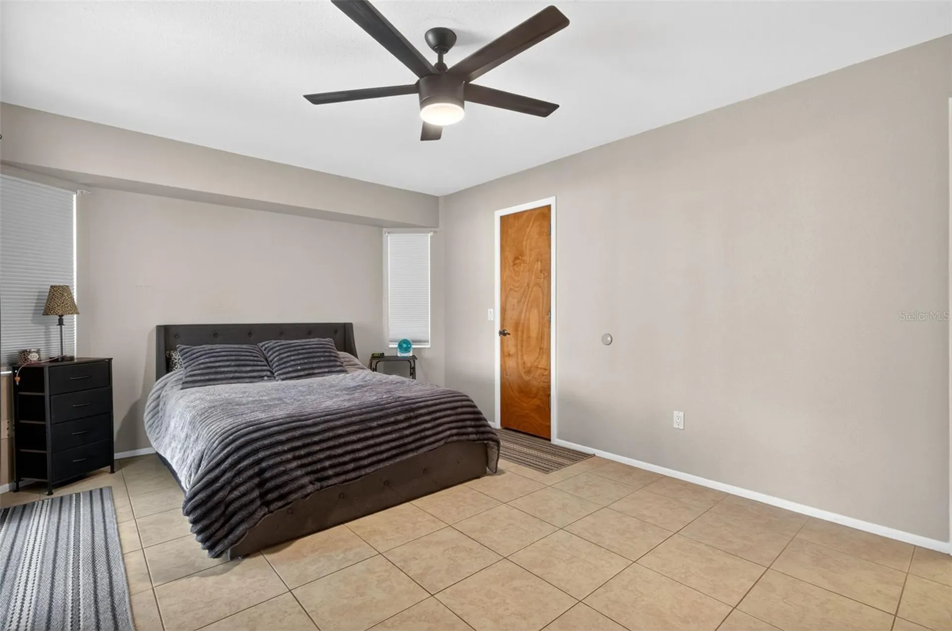 9116 Castlehill Avenue Englewood FL 34224