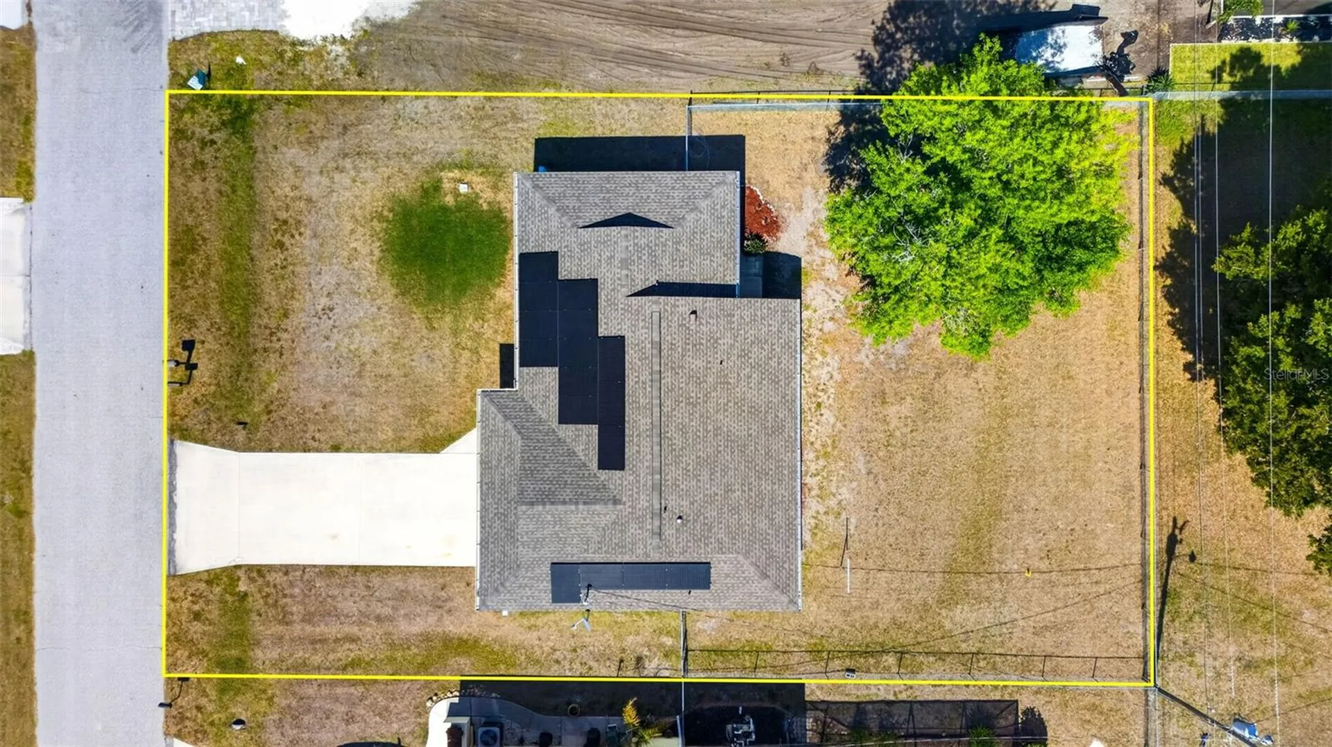 9116 Castlehill Avenue Englewood FL 34224