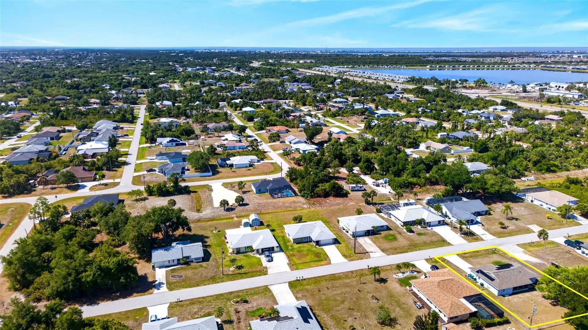 9116 Castlehill Avenue Englewood FL 34224