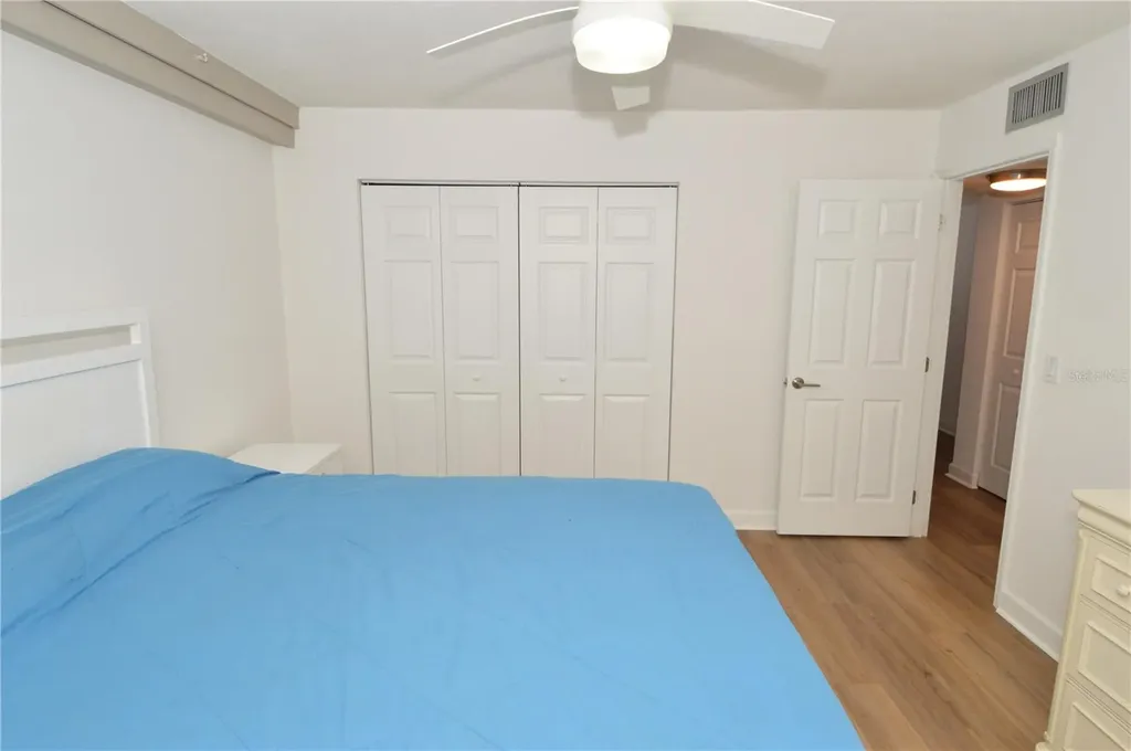 4700 Cove Circle St Petersburg FL 33708