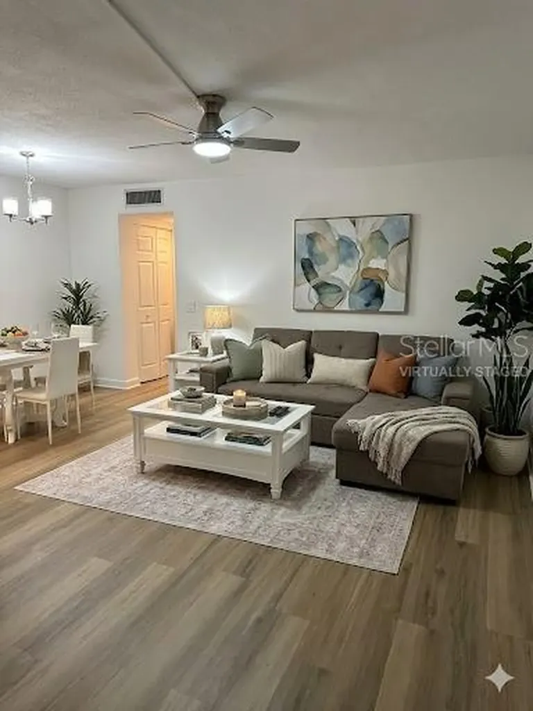 4700 Cove Circle St Petersburg FL 33708