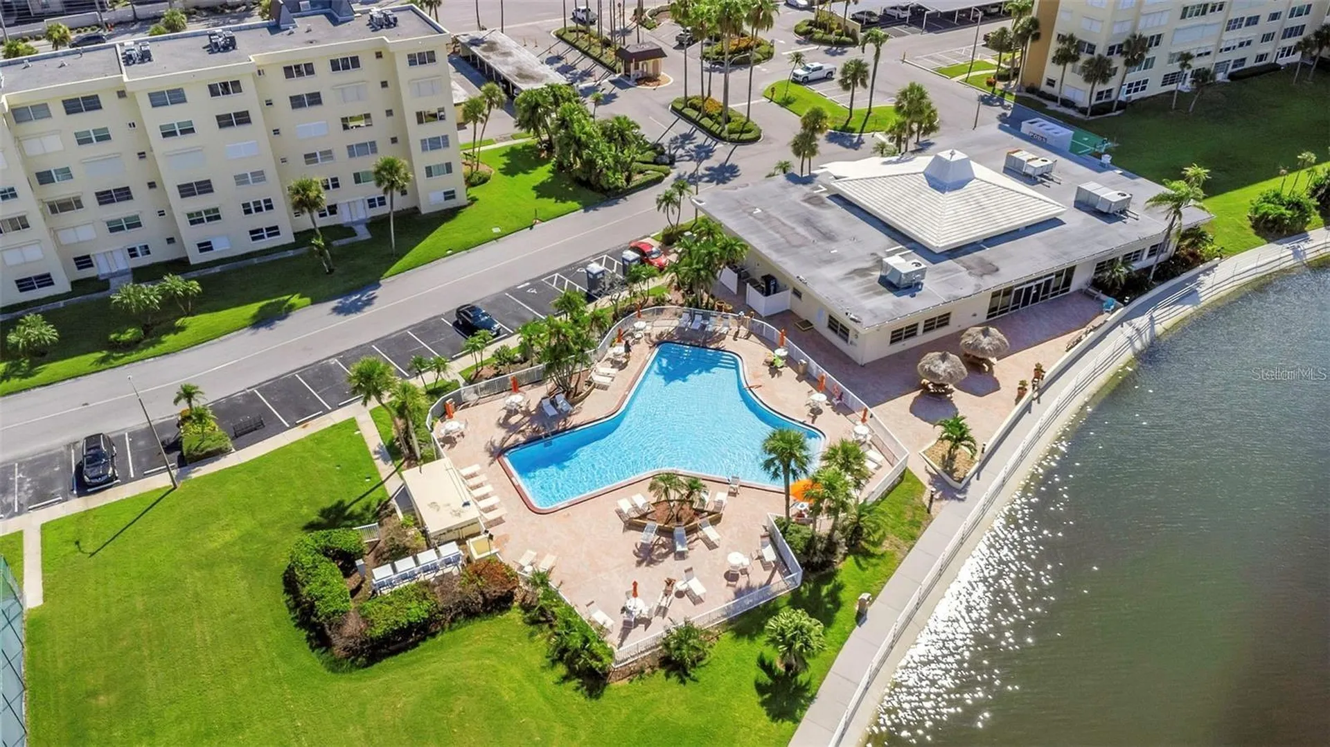 4700 Cove Circle St Petersburg FL 33708