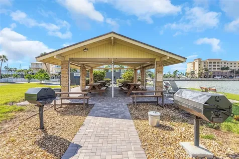 4700 Cove Circle St Petersburg FL 33708
