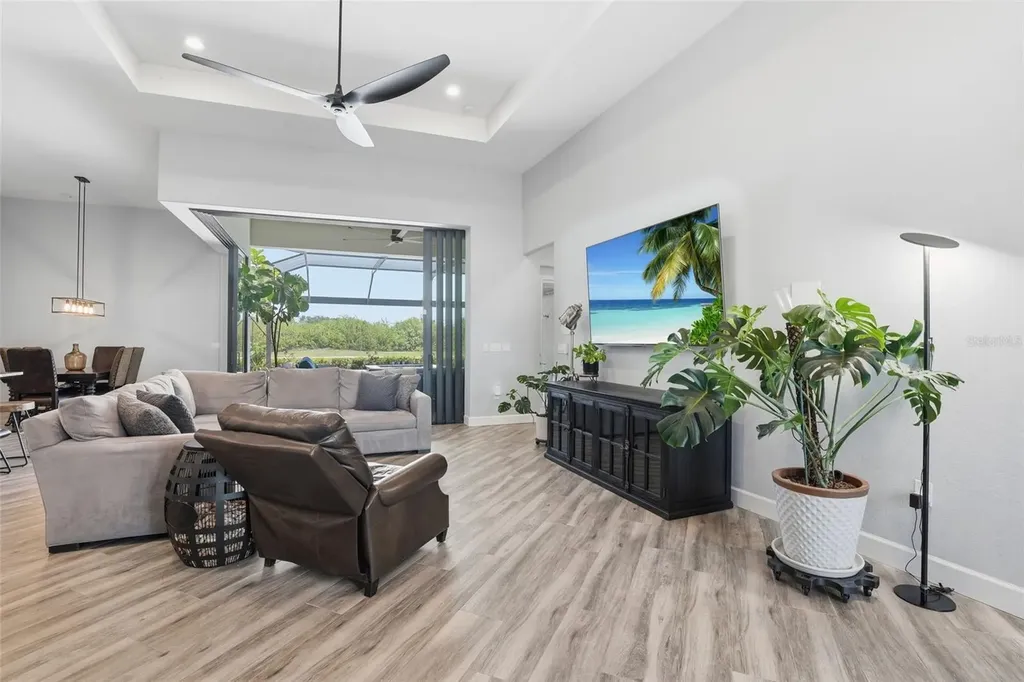 12894 SW Pembroke Circle S Lake Suzy FL 34269