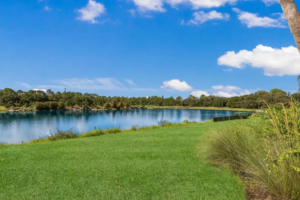 5558 Palmer Circle Bradenton FL 34211