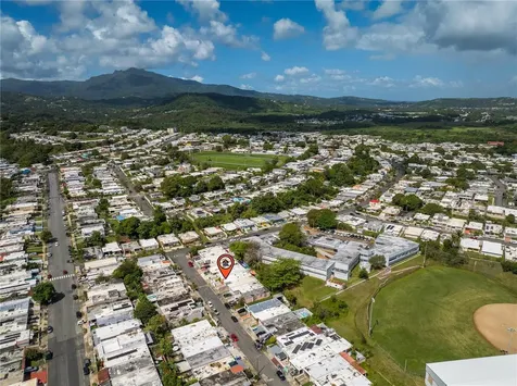 C14 Calle 5, Urb Brisas Del Mar Luquillo PR 00773