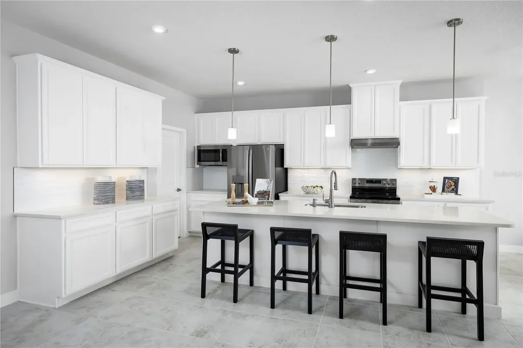 22145 Pine Grove Loop Leesburg FL 34748
