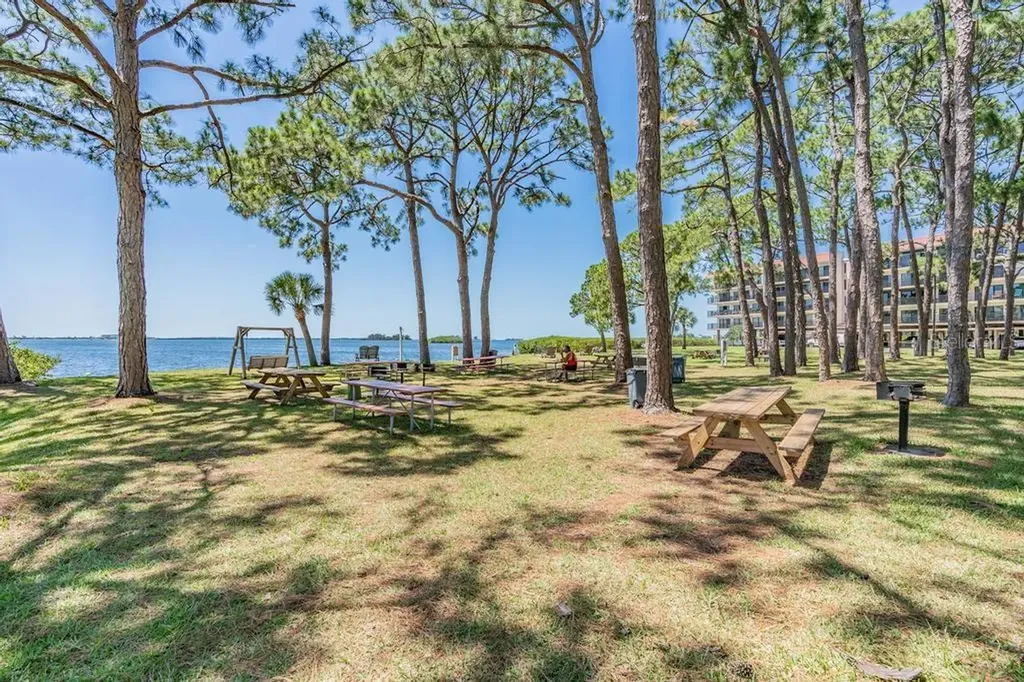 2700 Bayshore Boulevard Dunedin FL 34698