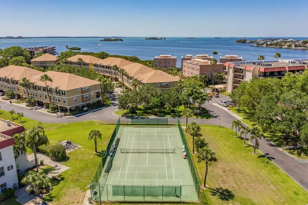2700 Bayshore Boulevard Dunedin FL 34698