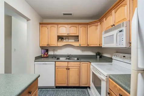 2700 Bayshore Boulevard Dunedin FL 34698