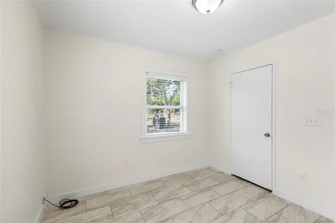 1901 E Shadowlawn Avenue Tampa FL 33610