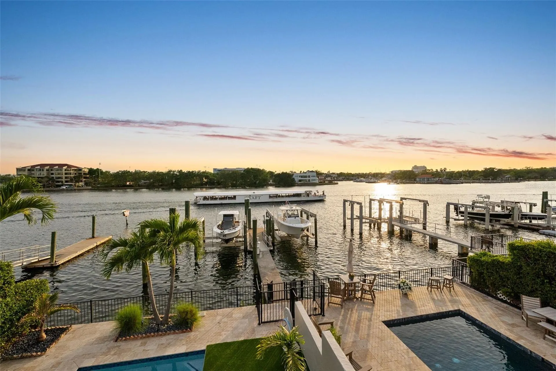 1123 A Abbeys Way Tampa FL 33602
