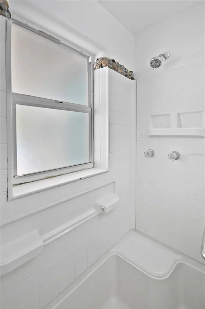 121 E Yelkca Terrace Edgewater FL 32132