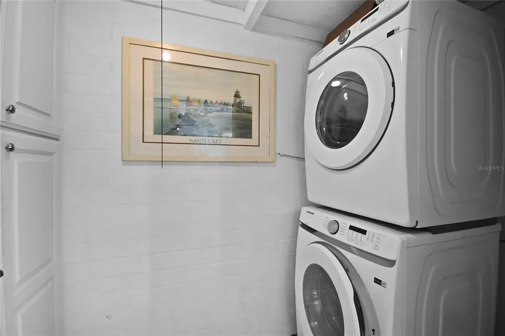 121 E Yelkca Terrace Edgewater FL 32132
