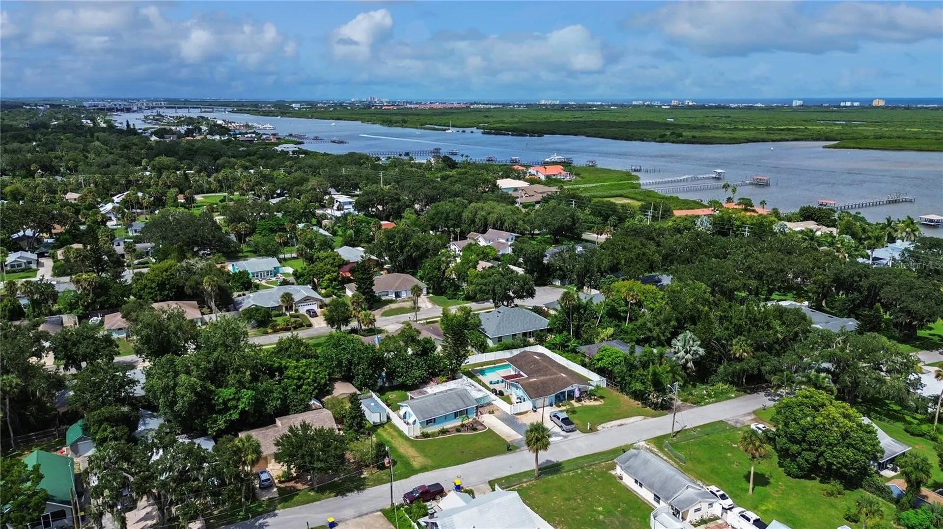 121 E Yelkca Terrace Edgewater FL 32132