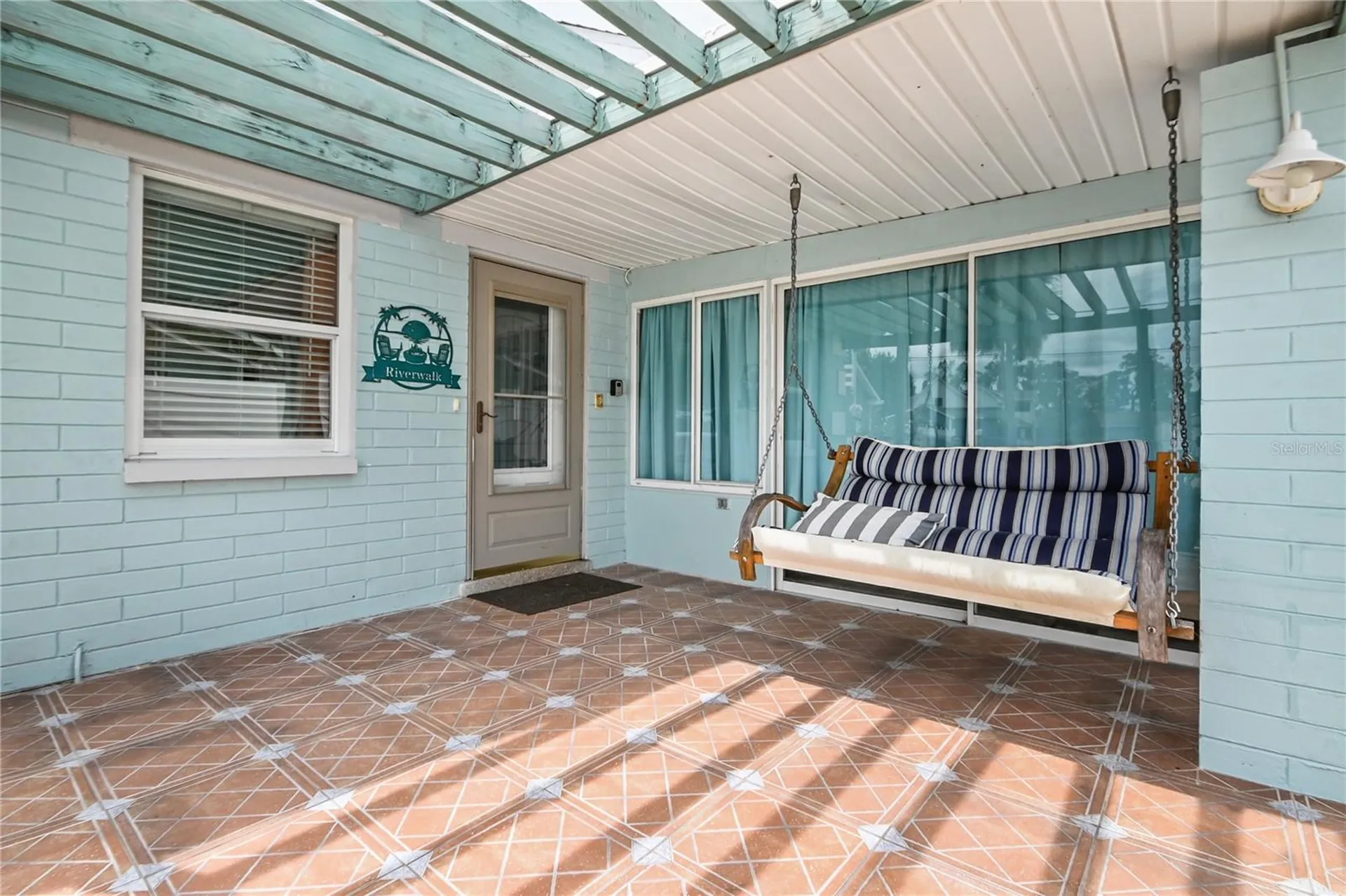 121 E Yelkca Terrace Edgewater FL 32132