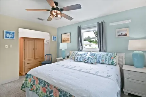 121 E Yelkca Terrace Edgewater FL 32132