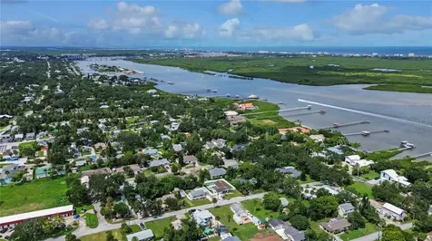 121 E Yelkca Terrace Edgewater FL 32132