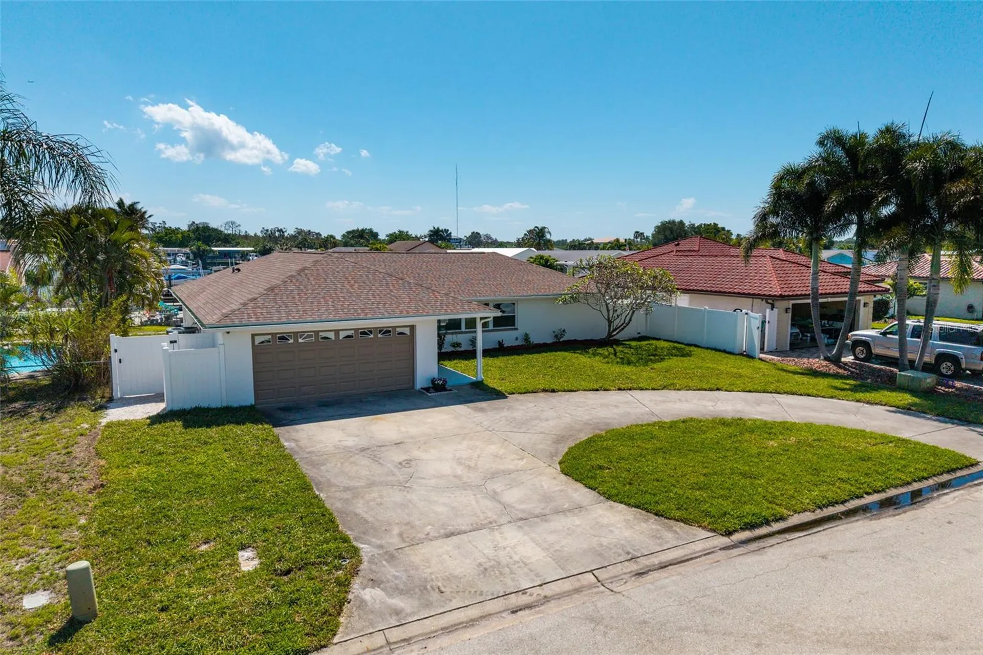 9773 1st Street NE St Petersburg FL 33702