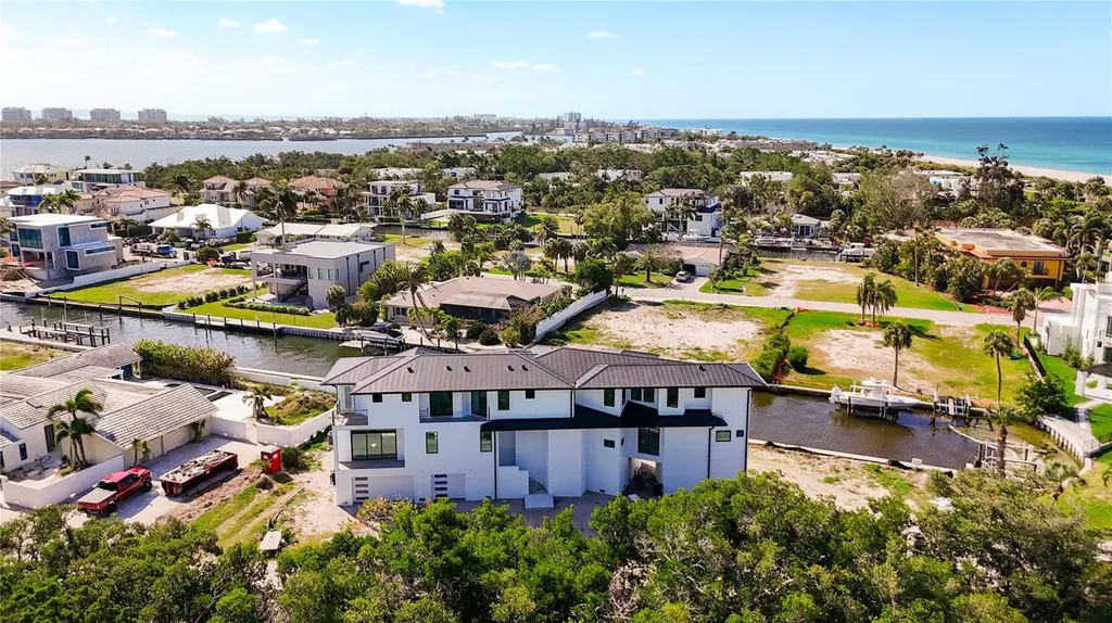 530 Jessmyth Drive Longboat Key FL 34228