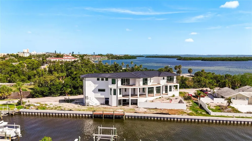 530 Jessmyth Drive Longboat Key FL 34228