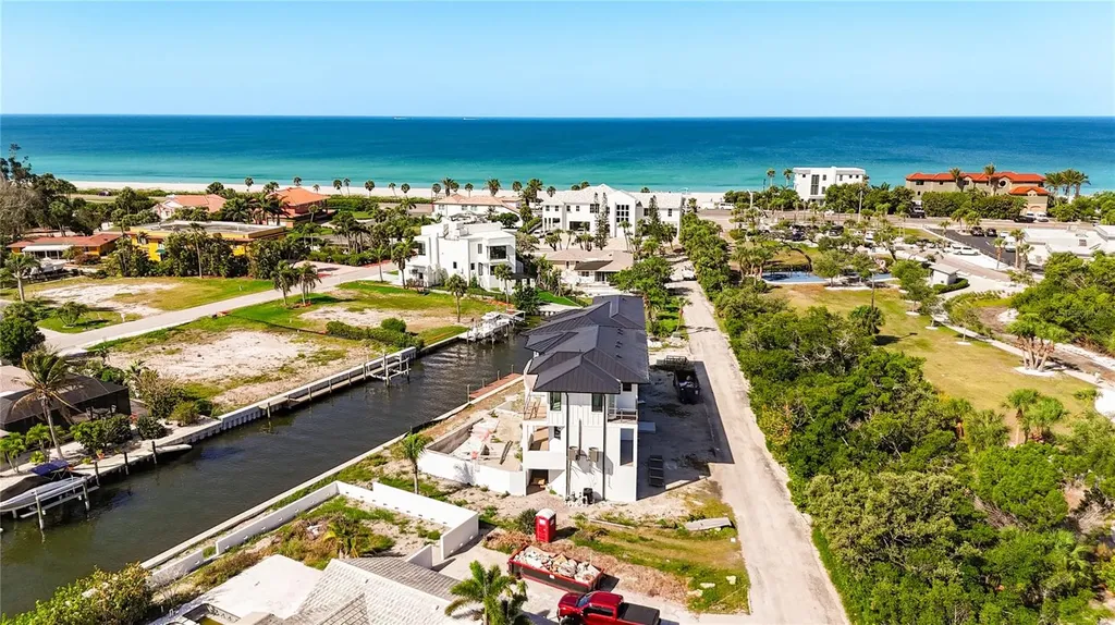 530 Jessmyth Drive Longboat Key FL 34228