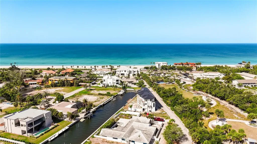 530 Jessmyth Drive Longboat Key FL 34228