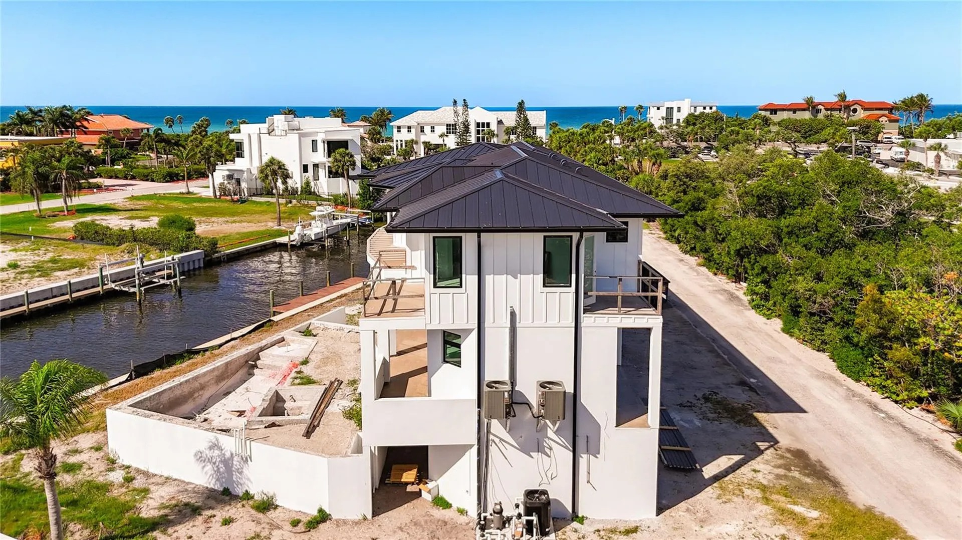 530 Jessmyth Drive Longboat Key FL 34228