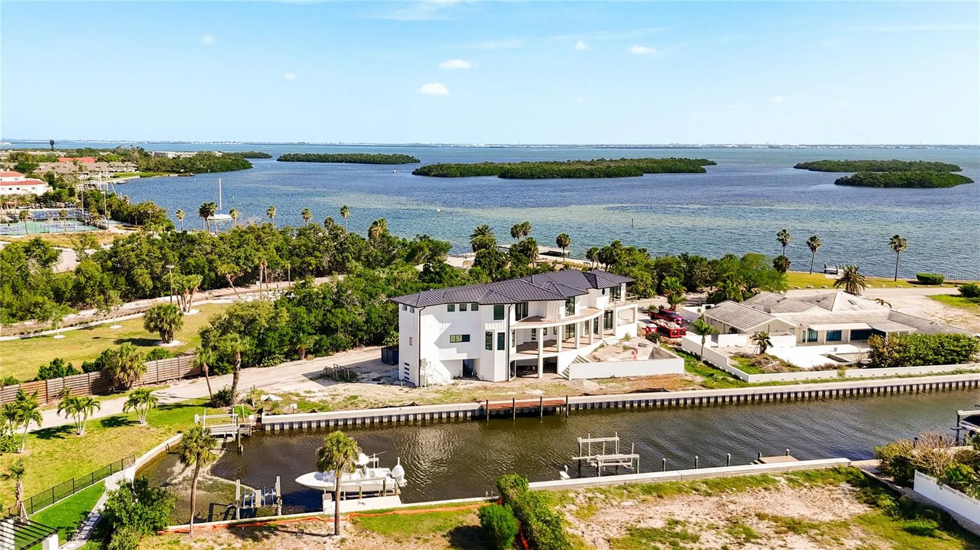 530 Jessmyth Drive Longboat Key FL 34228
