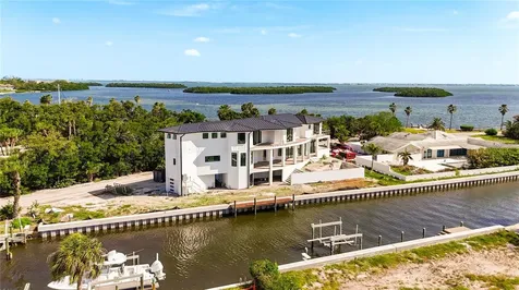 530 Jessmyth Drive Longboat Key FL 34228