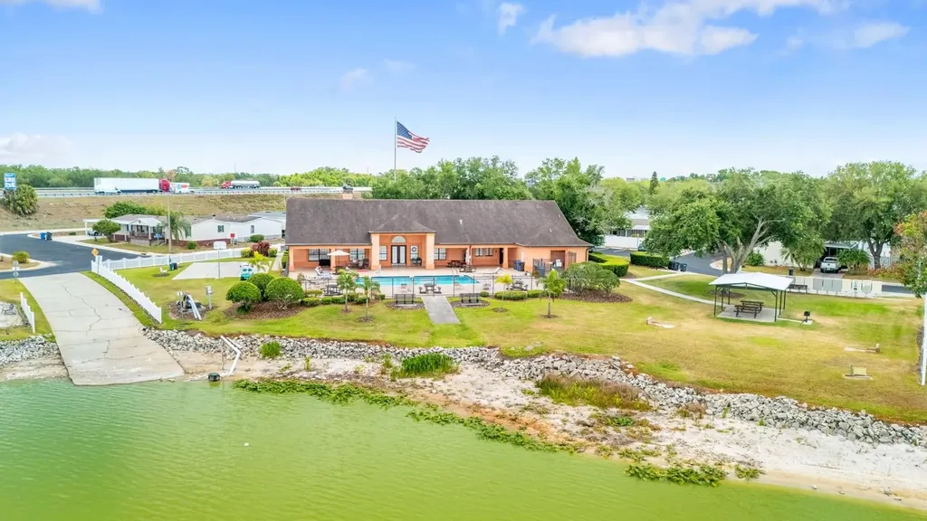 8536 Fantasia Park Way Riverview FL 33578