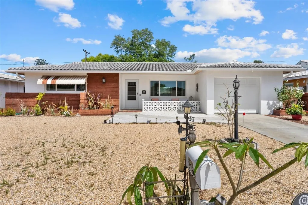 2124 Greenbriar Boulevard Clearwater FL 33763