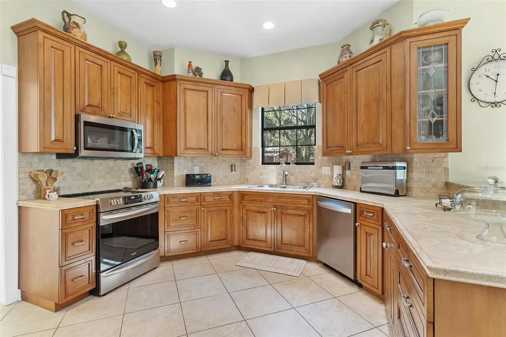 26833 Anderson Ranch Road Yalaha FL 34797