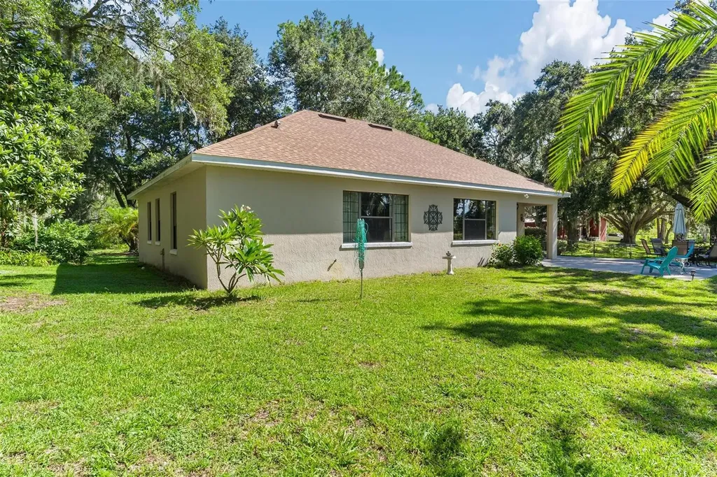 26833 Anderson Ranch Road Yalaha FL 34797