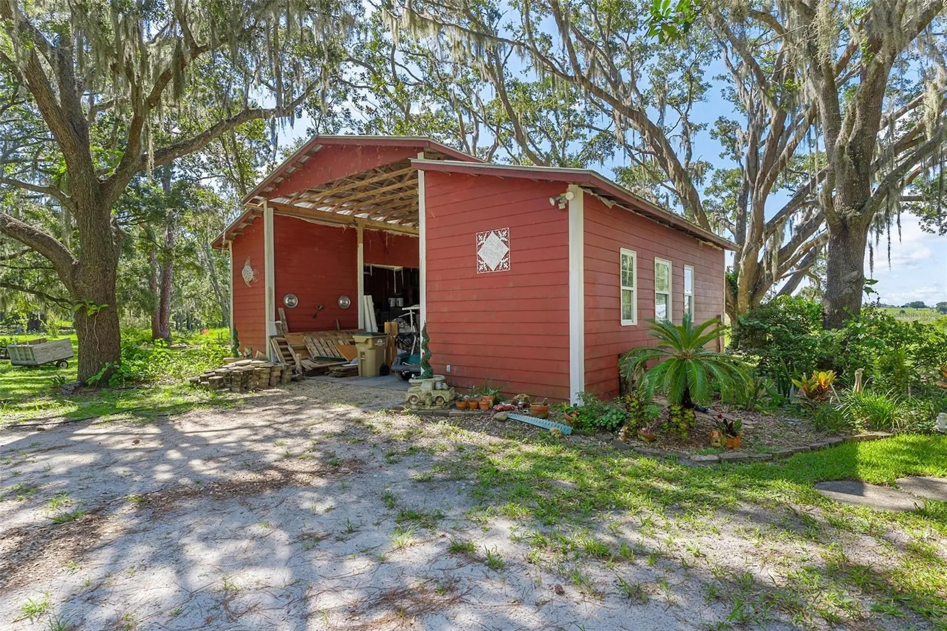 26833 Anderson Ranch Road Yalaha FL 34797
