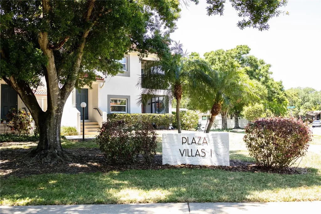500 Santa Cruz Place NE St Petersburg FL 33703