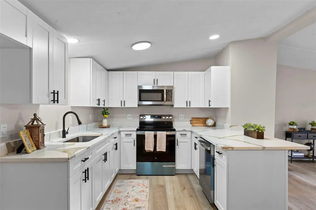 8017 E Skyline Lane Floral City FL 34436
