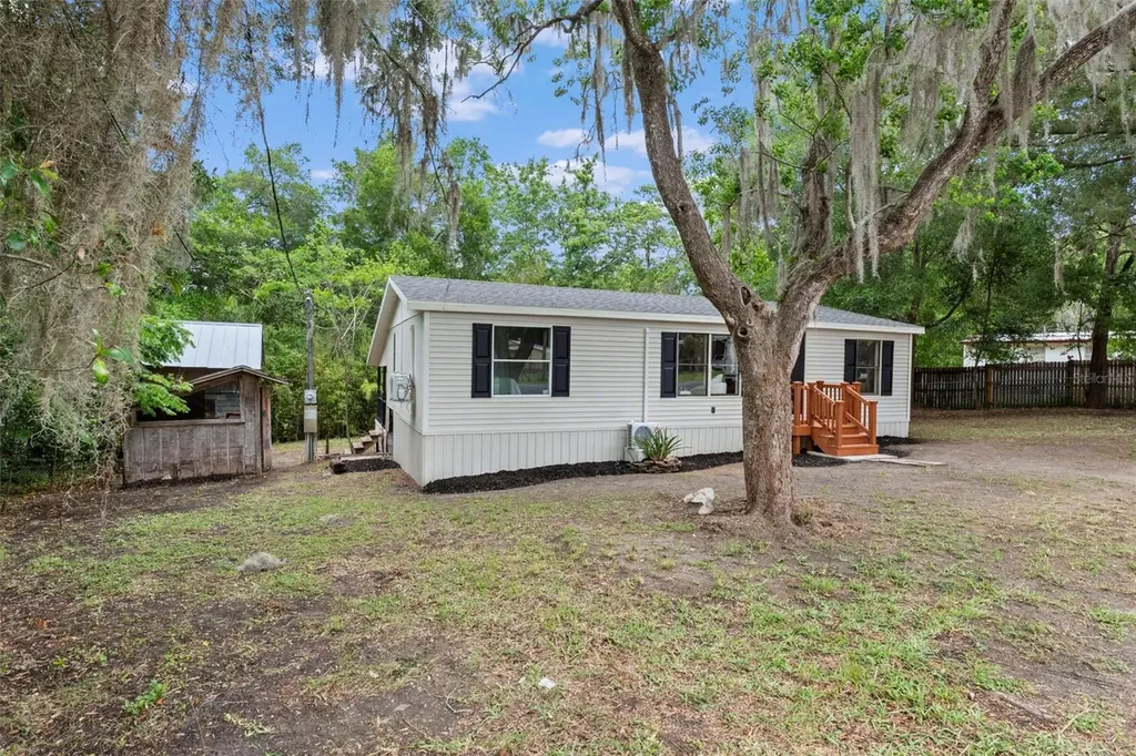 8017 E Skyline Lane Floral City FL 34436