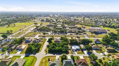 109 Sidney Court Rotonda West FL 33947