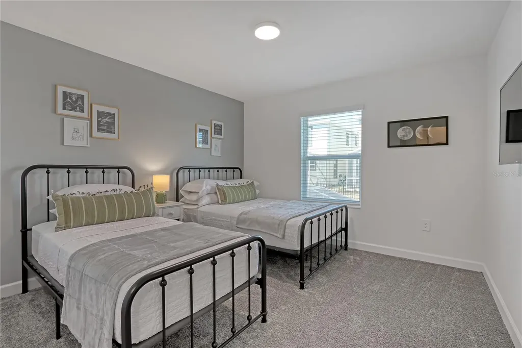 1136 Kingsbarn Street Davenport FL 33896
